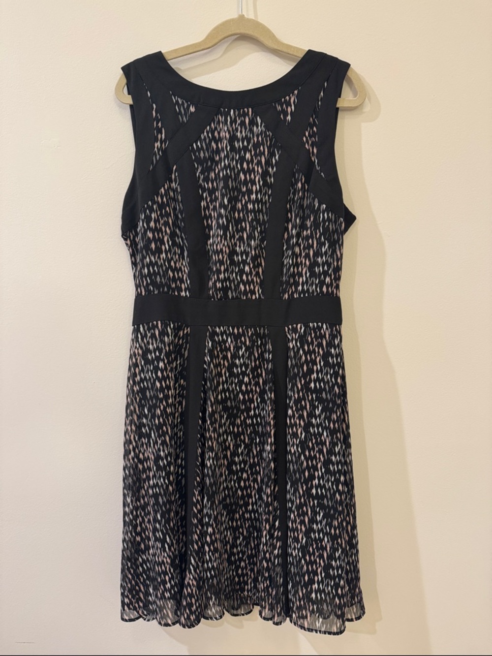 Banana Republic Black & Cream Patterned Midi Dress